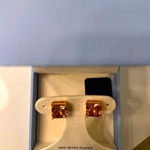 Topaz square earrings, gold like, box not included. Bright sparkly